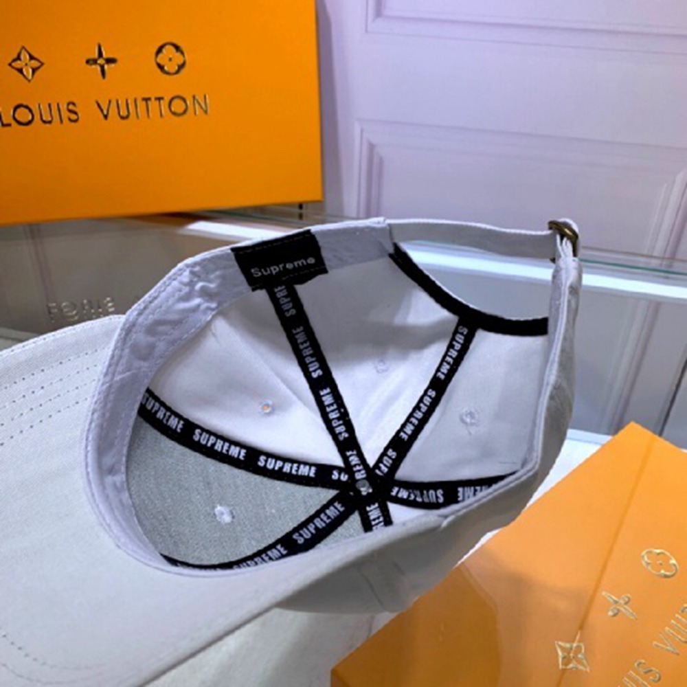 S*p*e hat